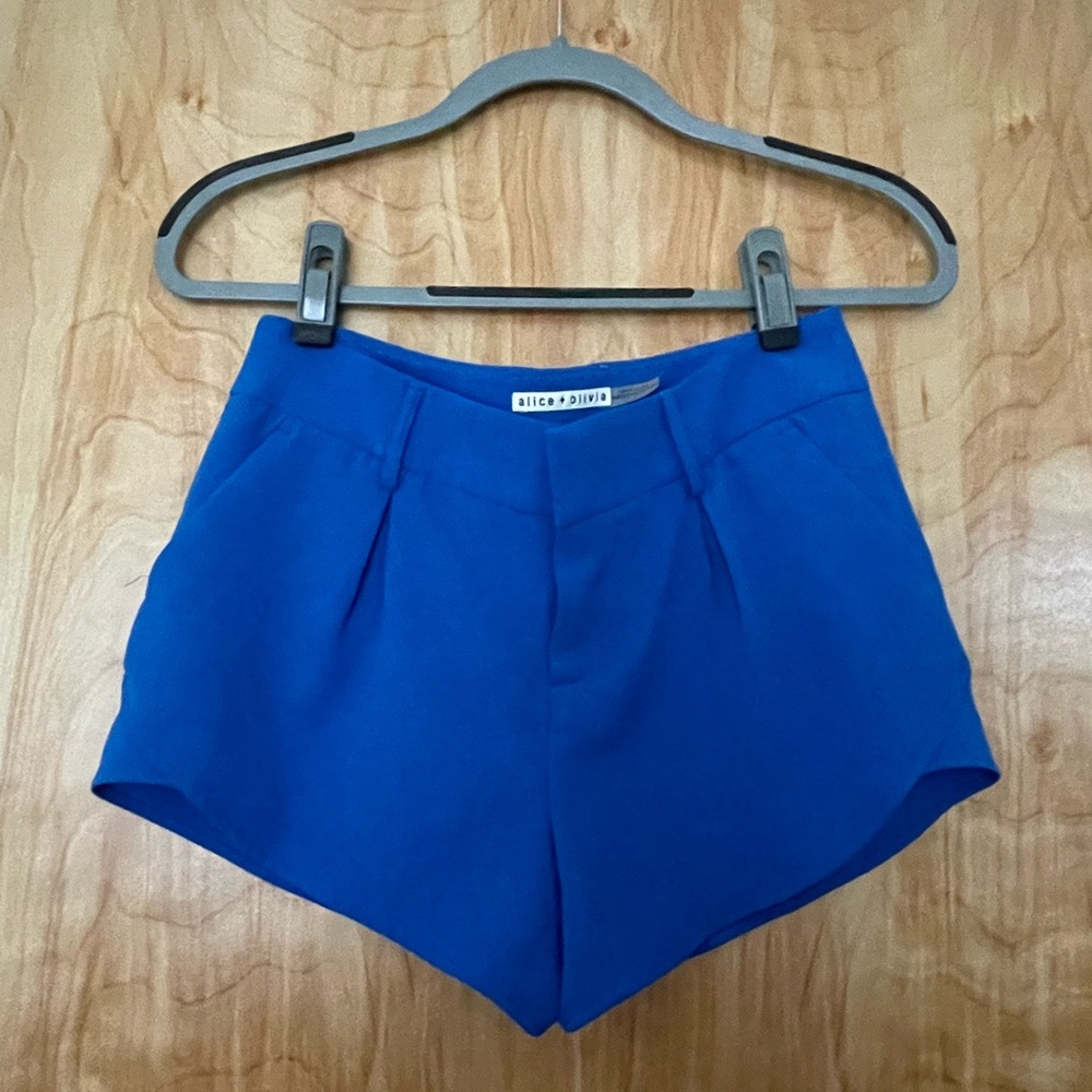 Alice + Olivia Women's Blue Shorts